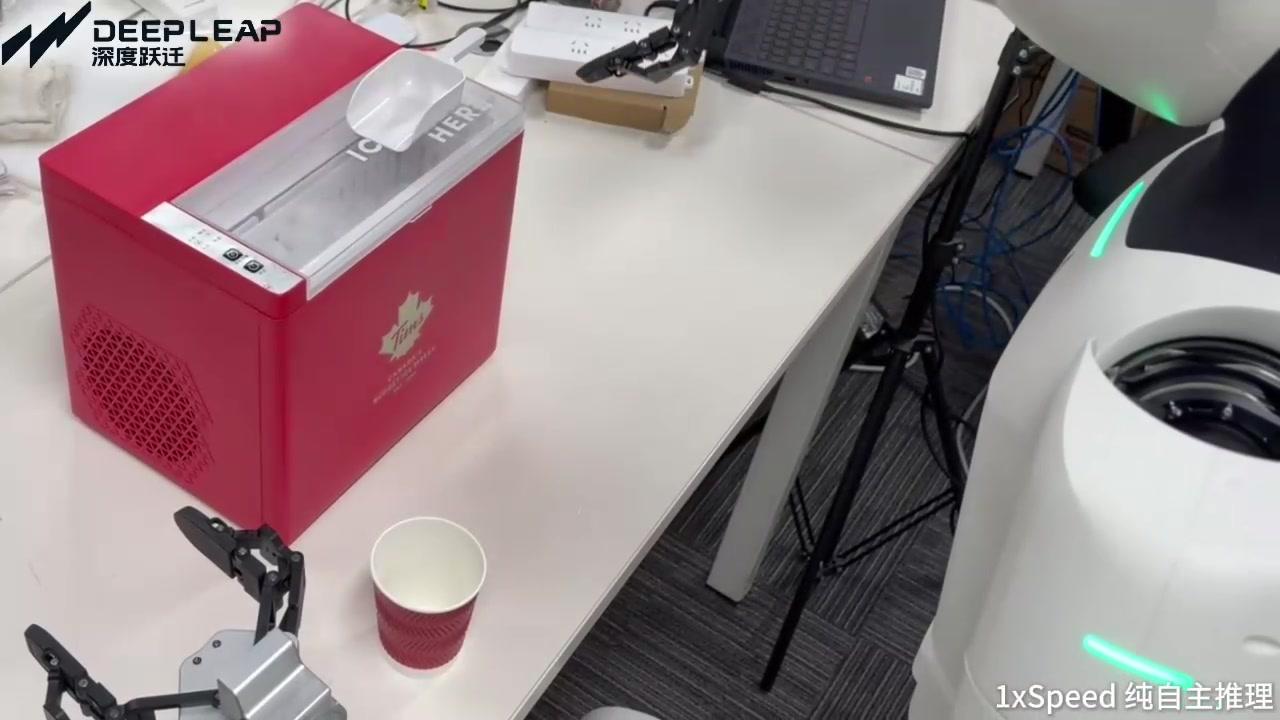 Robot adding ice with a scoop